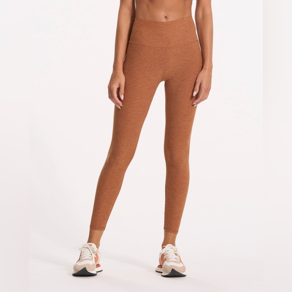 Vuori High Rise Clean Elevation Leggings